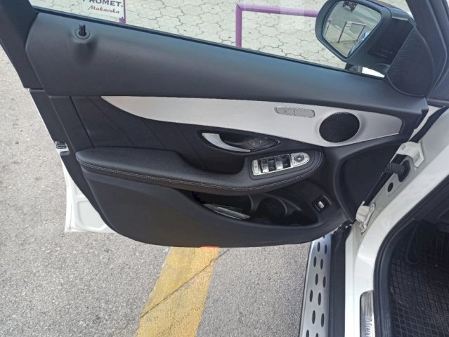 Mercedes Benz GLC 200