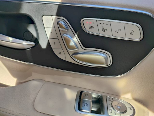 Mercedes Benz V klasa 300d 4Matic AMG oprema