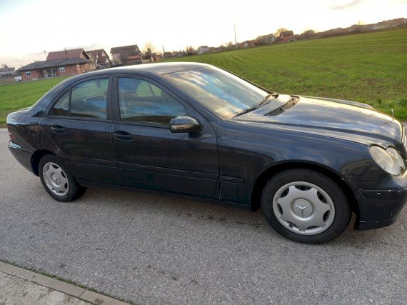 Mercedes C-Klasa, 2000.G.