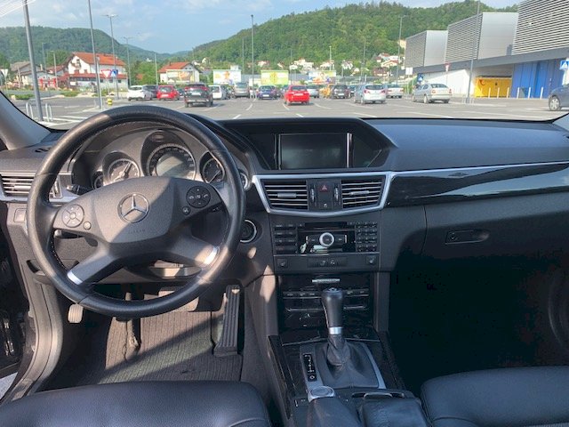 Mercedes E200  W 212