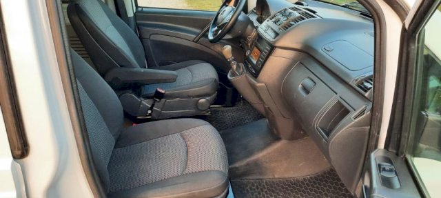 Mercedes Vito 113 5 sjedala N1, 2012 god.