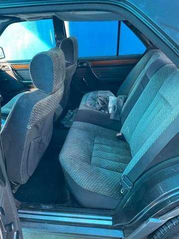 Mercedes-Benz 124 124W 220E