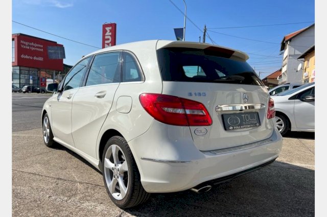 +Mercedes-Benz B-klasa 180 CDI automatik *bixenon