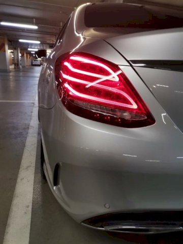 Mercedes-Benz C-klasa 180 d AMG