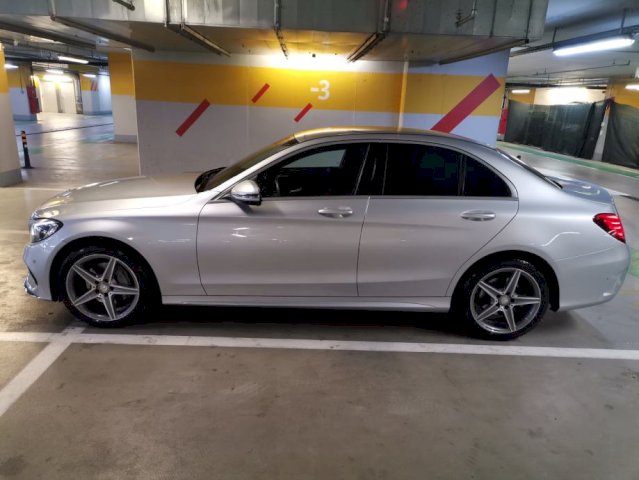 Mercedes-Benz C-klasa 180 d AMG