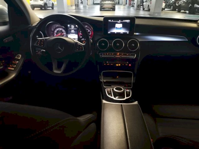 Mercedes-Benz C-klasa 180 d AMG
