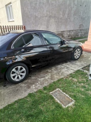 Mercedes-Benz C-klasa 200 CDI