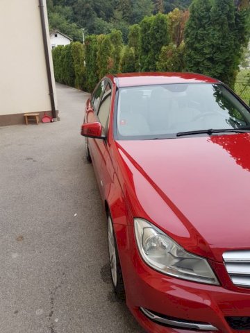 Mercedes-Benz C-klasa 200 CDI automatik