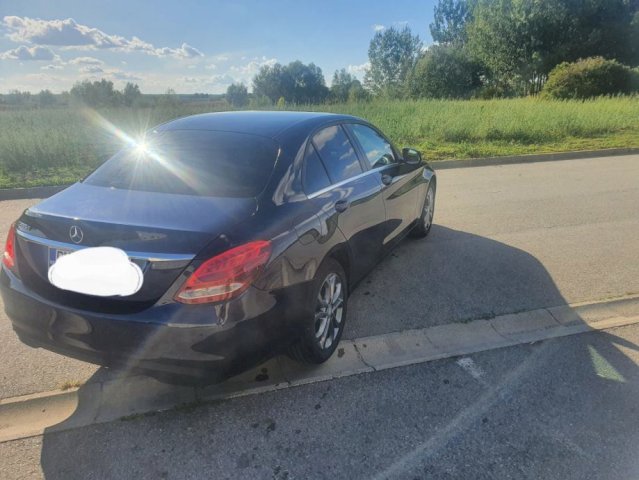 Mercedes-Benz C-klasa 200 D automatik