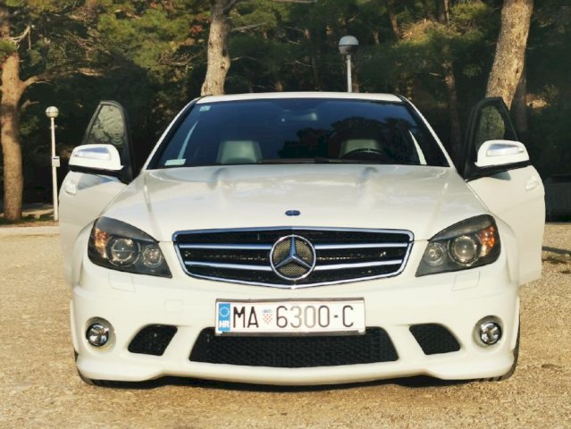 Mercedes-Benz C-klasa 63 AMG
