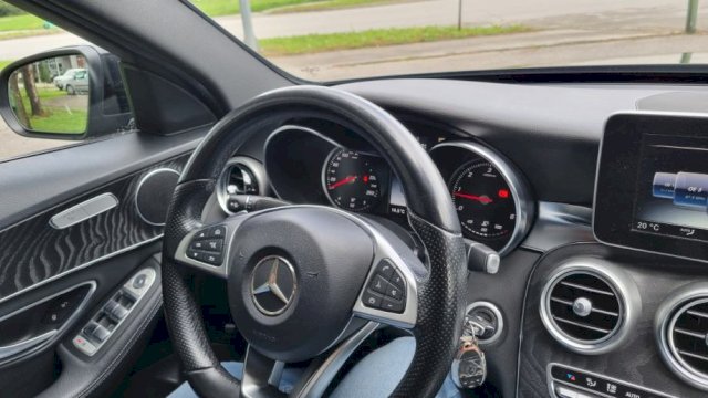 Mercedes-Benz C-klasa C 200AMG