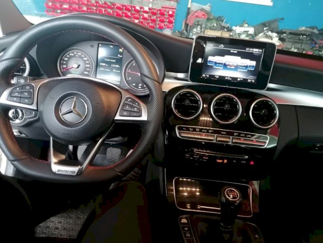 Mercedes-Benz C-klasa T-model 200 d