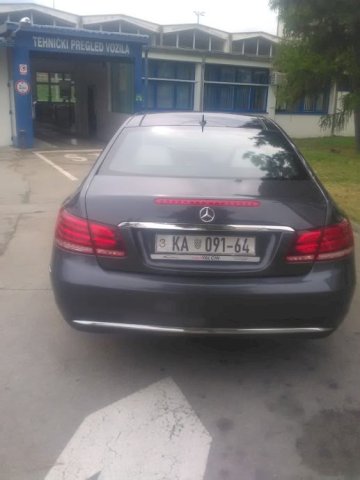 Mercedes-Benz E-klasa Coupe 220 CDI