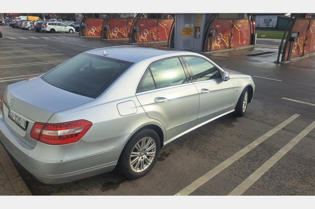 Mercedes-Benz E-klasa E 200 cdi limuzina, šiber