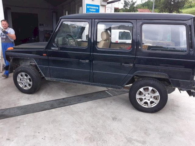 Mercedes-Benz GD 300
