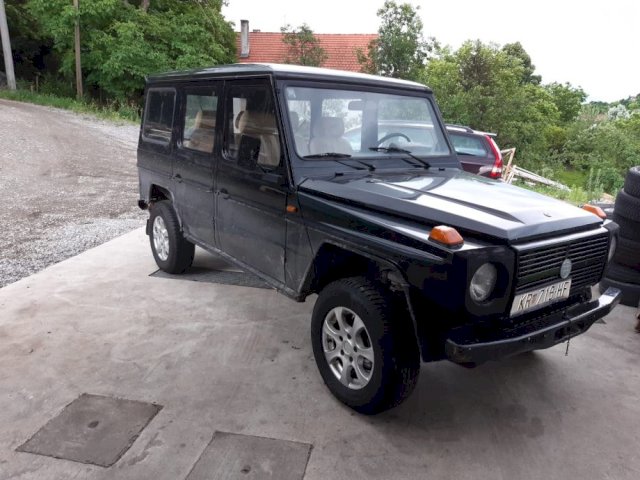Mercedes-Benz GD 300