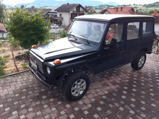 Mercedes-Benz GD 300