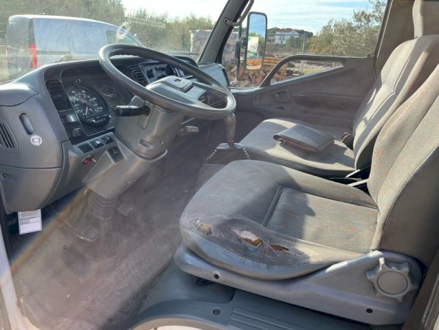 Micubishi canter, 2004 god.