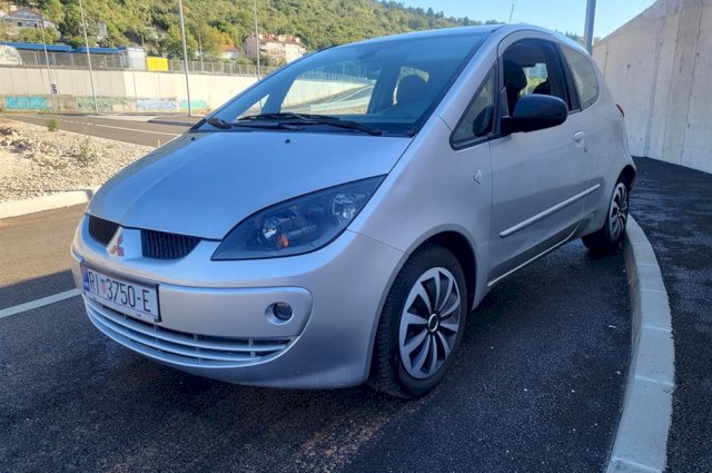 Mitsubishi Colt 1.1 plin benz