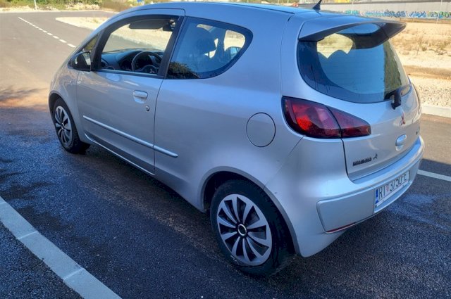 Mitsubishi Colt 1.1 plin benz
