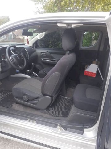 Mitsubishi L200 2.4 DI-D 4X4