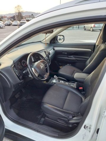 Mitsubishi Outlander Plug-in hybrid (PHEV)