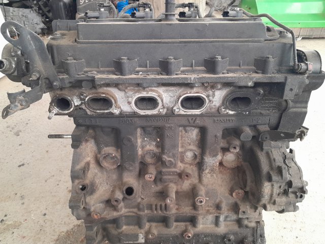 Motor Renault 2.5dci 2003.g