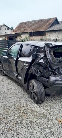 Nissan Leaf Elektricni