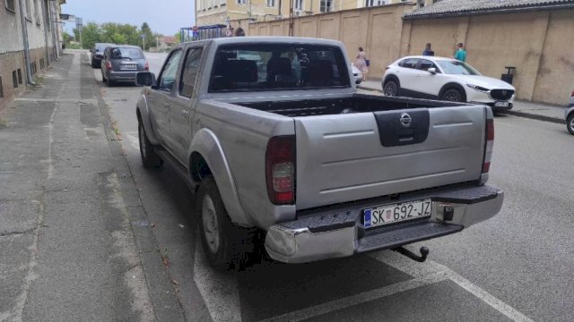 Nissan Navara Pick Up 2,5 DI 4x4, 2005. god.