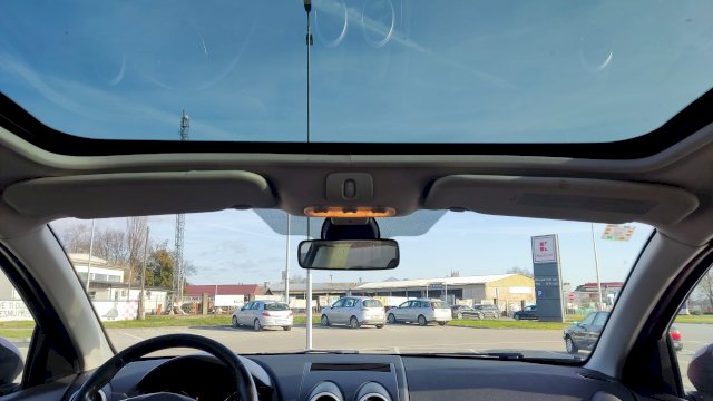 Nissan Qashqai 1.5 dci registriran godinu dana