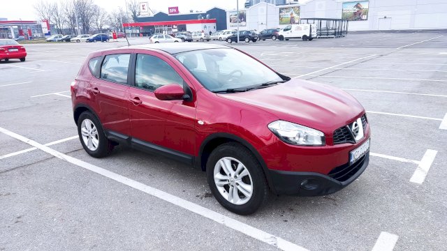 Nissan Qashqai 1.5 dci registriran godinu dana