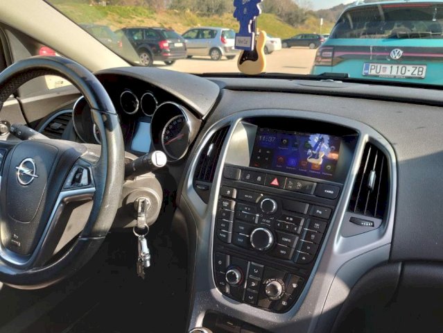 Opel Astra 1,4 Turbo