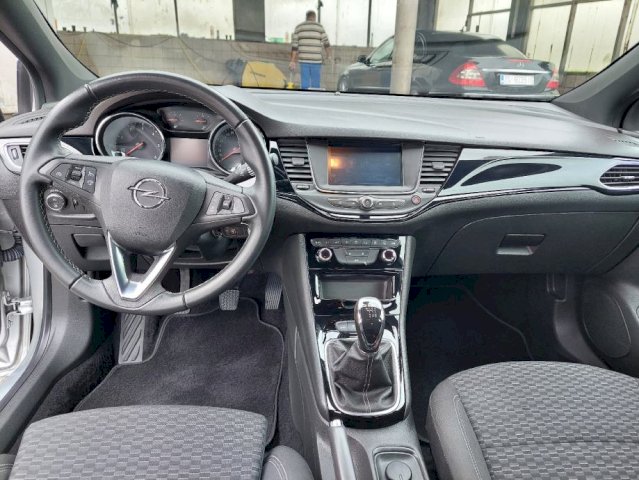 Opel Astra 1,6