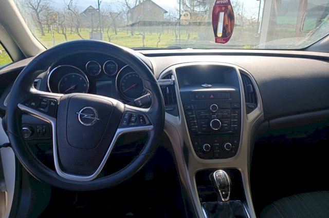 Opel Astra 1.7 CdTi