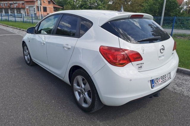Opel Astra 1.7 CdTi
