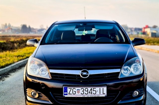 Opel Astra Coupe 1.4 LPG - reg. 03./23.