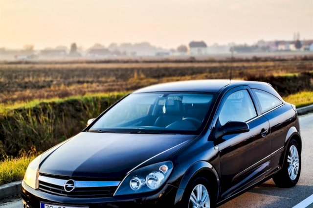 Opel Astra Coupe 1.4 LPG - reg. 03./23.