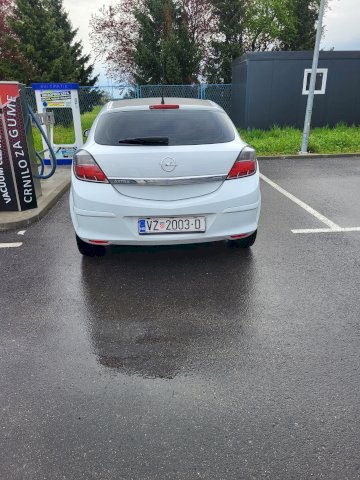 Opel Astra GTC