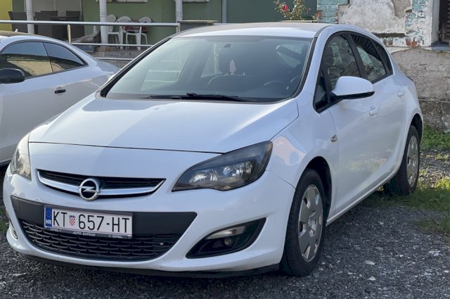 Opel Astra J 1.4 Turbo +LPG 2014