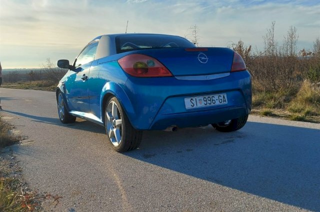 Opel Tigra