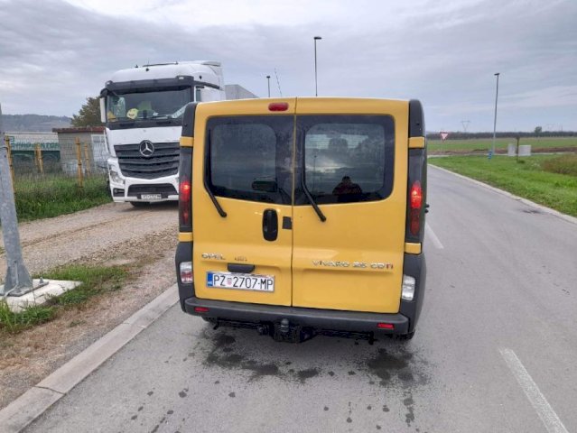 Opel Vivaro 2.5, 2006 god.