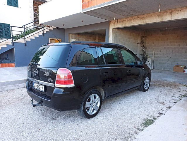 Opel Zafira 1.9 CDTI
