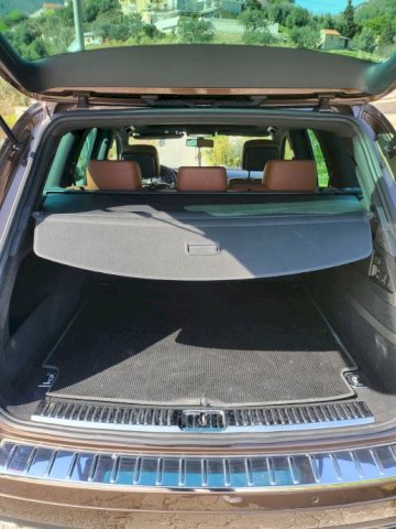 PREMIEUR 715 De luxe + VW Touareg V6 TDI