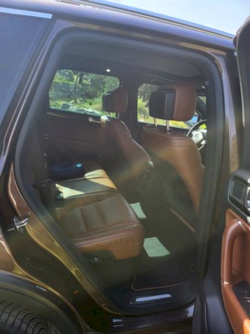 PREMIEUR 715 De luxe + VW Touareg V6 TDI