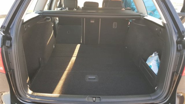 Pasat 2,0 TDI,BLUEMOTION+EUROKUKA NEVIDLJIVA