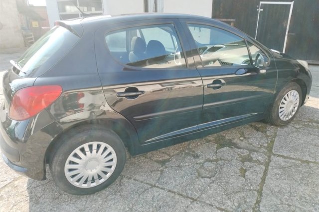 Peugeot 207 1.4i, reg godinu