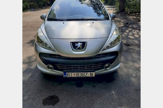 Peugeot 207 1.6 HDI