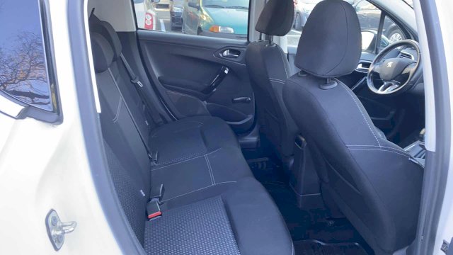 Peugeot 208 1.2 Puretech 110 Allure, 78000 km, HR