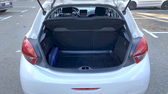 Peugeot 208 1.2 Puretech 110 Allure, 78000 km, HR