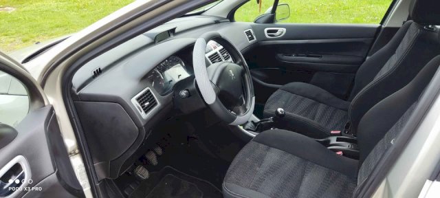 Peugeot 307 sw. 1.6hdi . 2007g.
